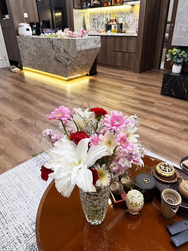 Cơ ngơi nằm giữa quận Đống Đa, Hà Nội của mỹ nhân VFC vừa lấy chồng doanh nhân- Ảnh 5. Cơ ngơi nằm giữa quận Đống Đa, Hà Nội của mỹ nhân VFC vừa lấy chồng doanh nhân- Ảnh 5.