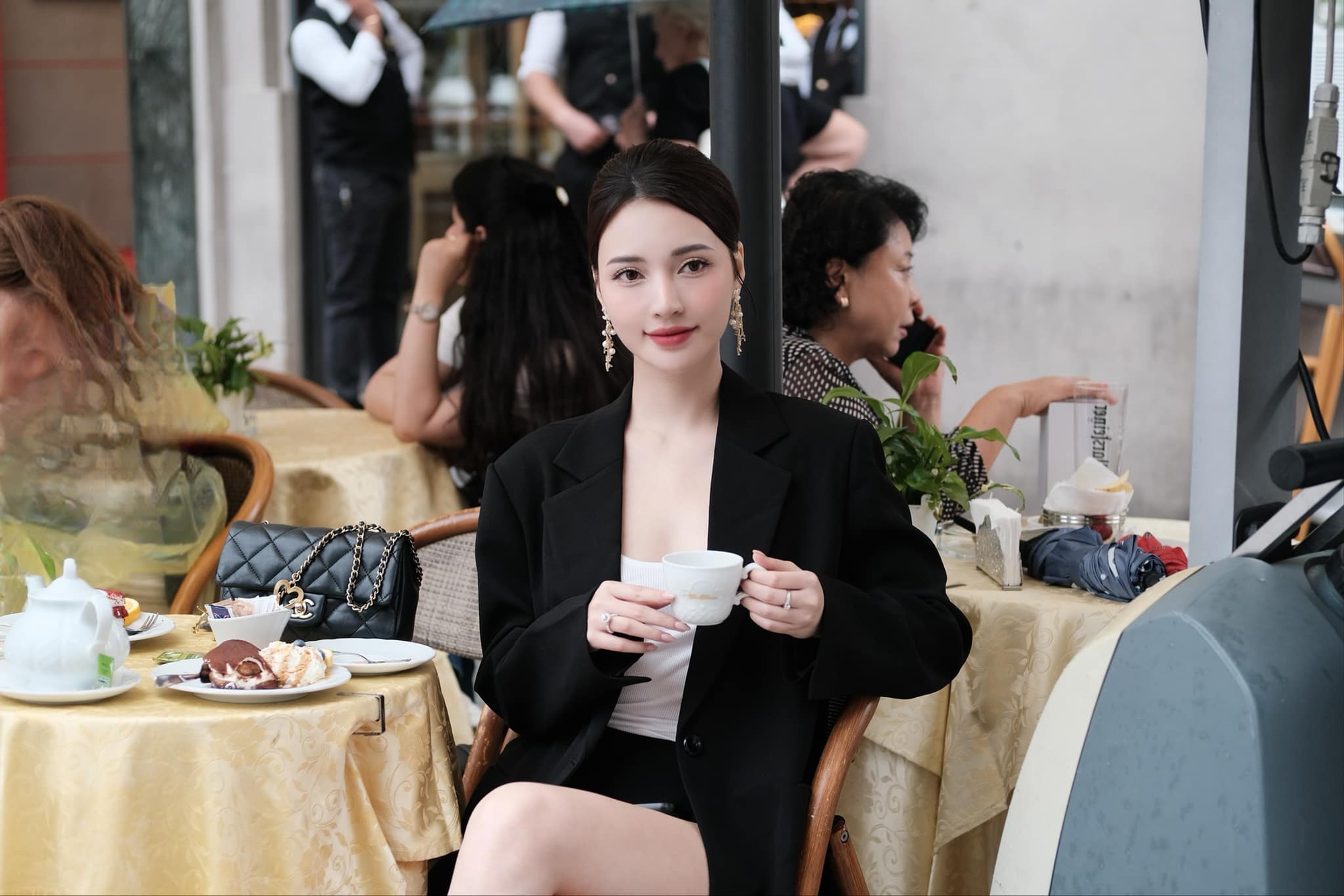 Cơ ngơi nằm giữa quận Đống Đa, Hà Nội của mỹ nhân VFC vừa lấy chồng doanh nhân- Ảnh 14. Cơ ngơi nằm giữa quận Đống Đa, Hà Nội của mỹ nhân VFC vừa lấy chồng doanh nhân- Ảnh 14.