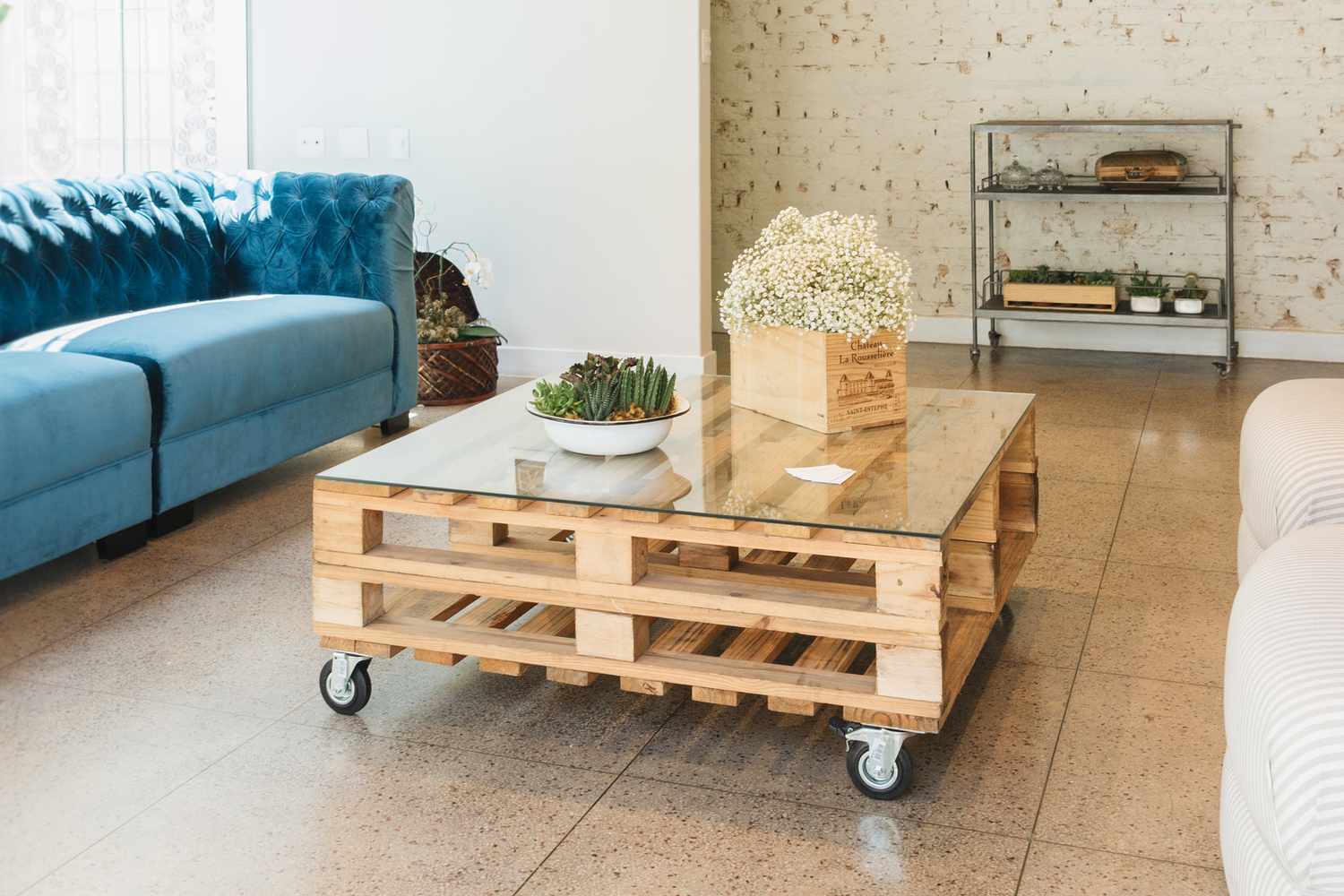 free-pallet-plans-1357131-01-24129078d1a348b6acb7a4b7a80ace7b-4628-1