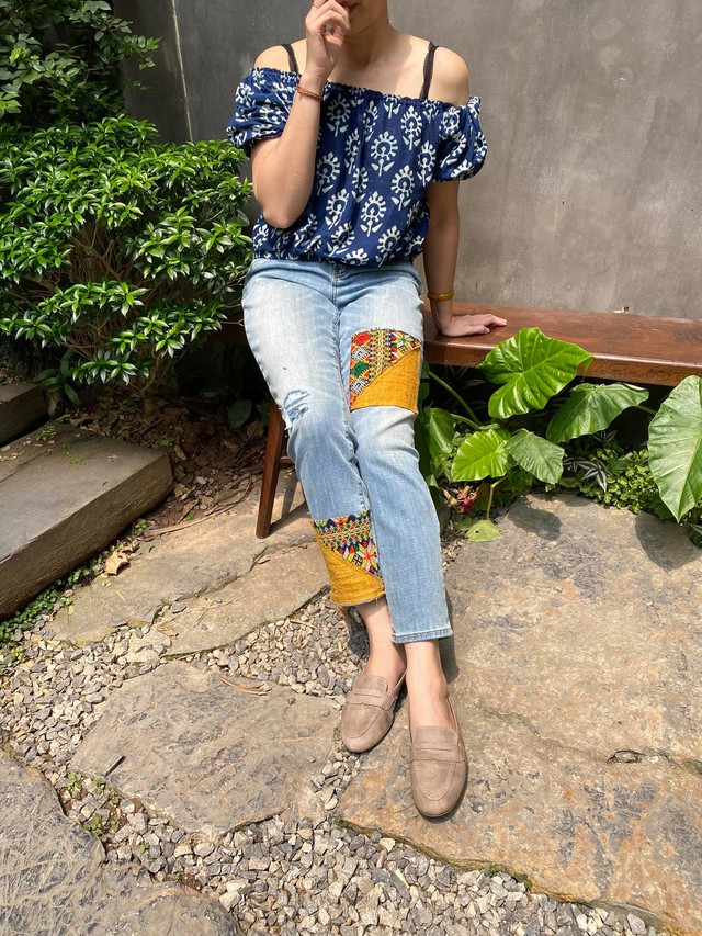 Người Kinh đi chợ thổ cẩm sắm đồ đón Tết - Ảnh 8. Người Kinh đi chợ thổ cẩm sắm đồ đón Tết - Ảnh 8.