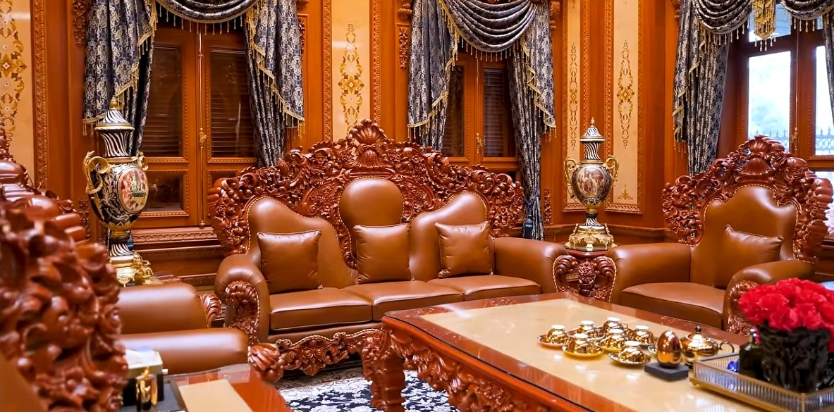 Bên trong biệt thự 600m2 của cặp vợ chồng trẻ ở Vĩnh Phúc, chỉ riêng đồ gia dụng và trang trí đã có giá ngang căn chung cư cao cấp ở Hà Nội- Ảnh 10. Bên trong biệt thự 600m2 của cặp vợ chồng trẻ ở Vĩnh Phúc, chỉ riêng đồ gia dụng và trang trí đã có giá ngang căn chung cư cao cấp ở Hà Nội- Ảnh 10.
