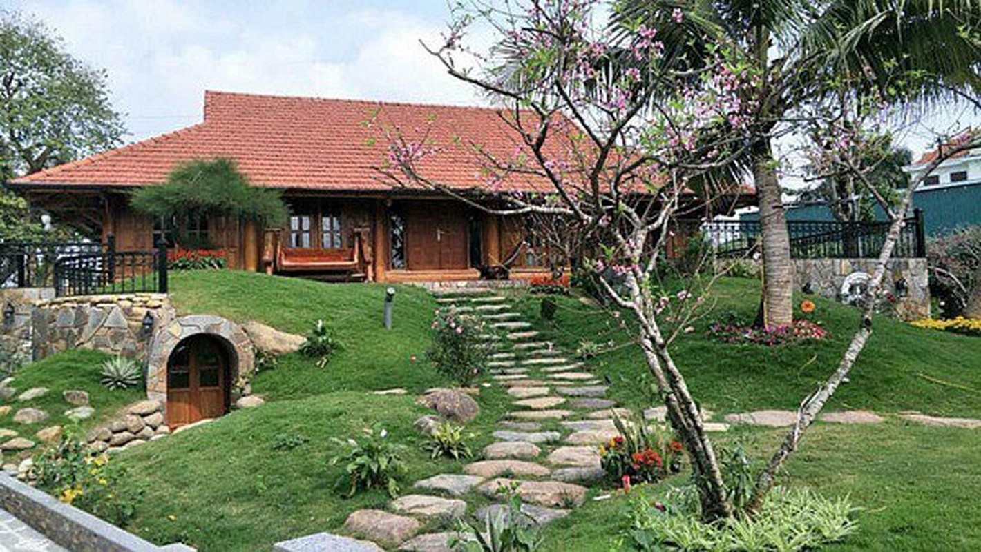 Bên trong biệt phủ như resort 5 sao của nam nghệ sĩ gắn liền với Gặp nhau cuối tuần- Ảnh 2. Bên trong biệt phủ như resort 5 sao của nam nghệ sĩ gắn liền với Gặp nhau cuối tuần- Ảnh 2.
