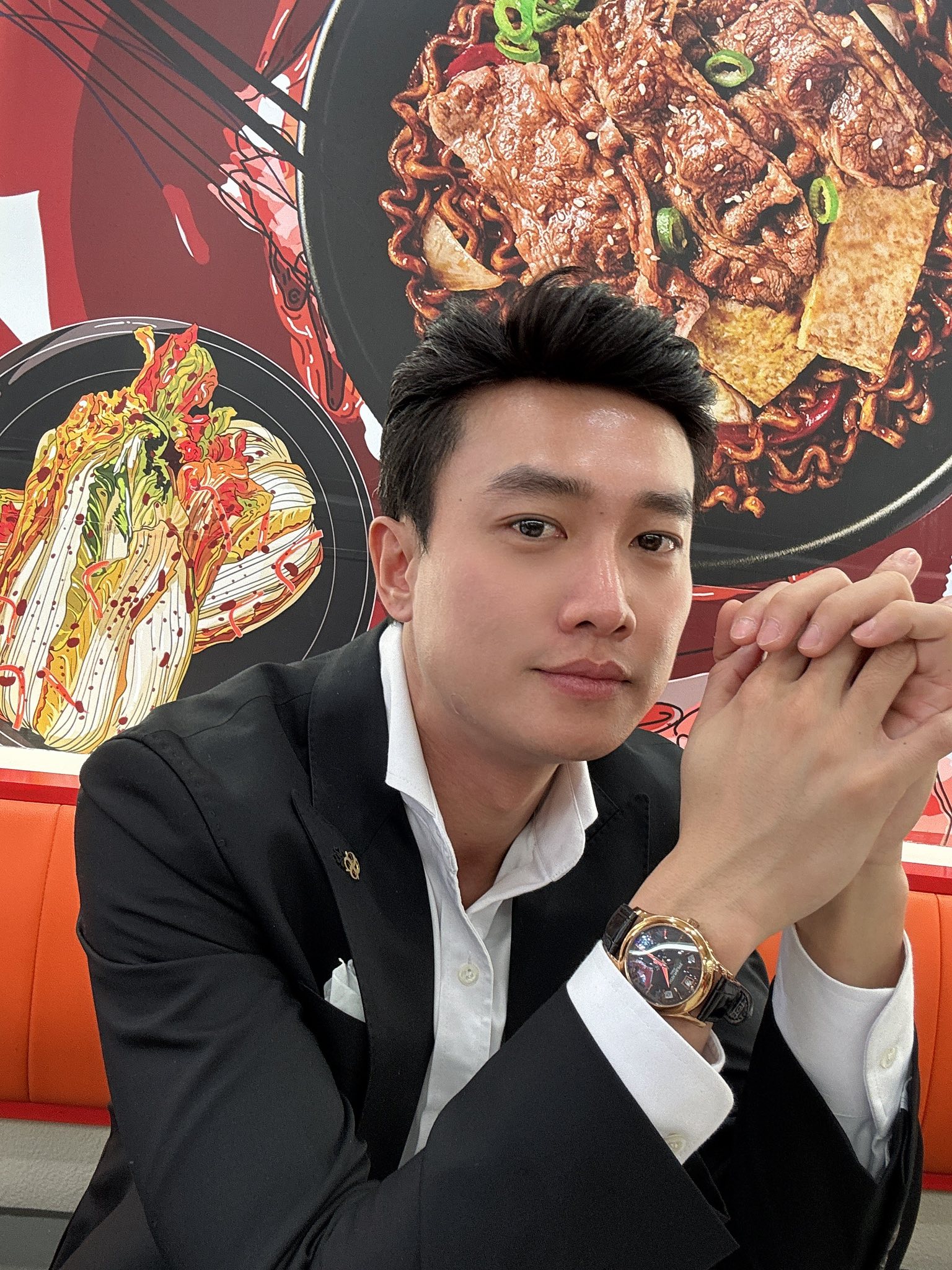 Nam nghệ sĩ sở hữu biệt thự mặt tiền 40 tỷ ở Nhà Bè, nhiều cửa hàng trải khắp cả nước, U40 vẫn lẻ bóng- Ảnh 2.