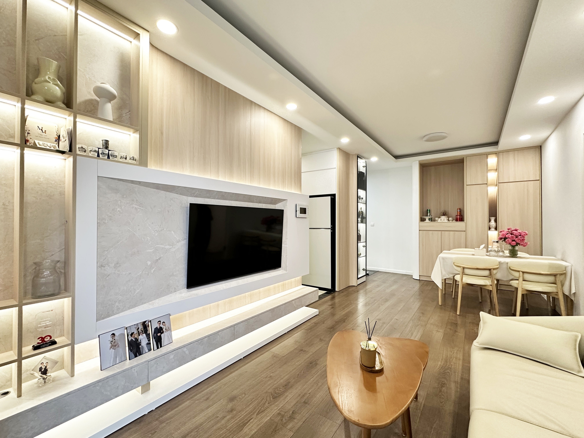 Căn hộ 80m² của vợ chồng trẻ ở Hà Nội: Gọn gàng, hiện đại và "chanh sả" chẳng kém homestay cao cấp, hoàn thiện chỉ 289 triệu đồng- Ảnh 3.