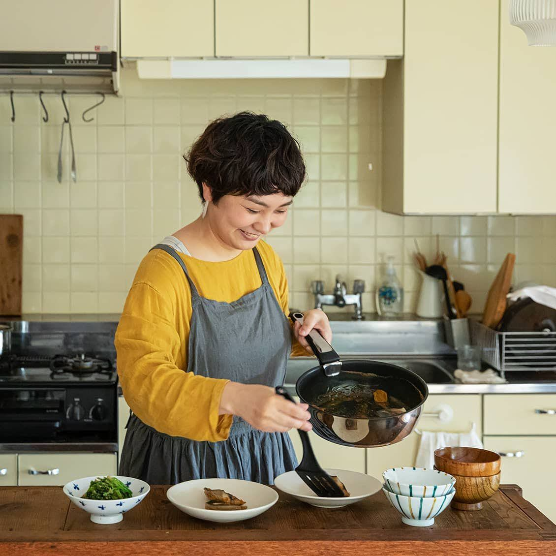 Sau ly hôn, người phụ nữ 56 tuổi mua nhà riêng và sống cuộc đời khiến ai cũng khen ngợi- Ảnh 12.