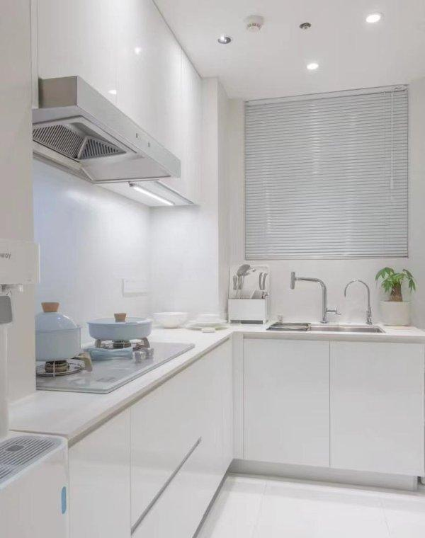 Sau ly hôn, người phụ nữ 56 tuổi mua nhà riêng và sống cuộc đời khiến ai cũng khen ngợi- Ảnh 4.