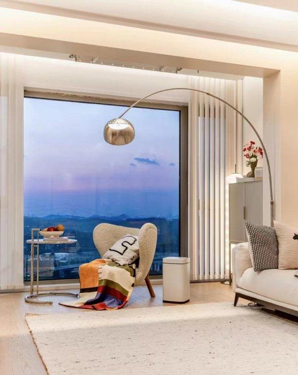 Sau ly hôn, người phụ nữ 56 tuổi mua nhà riêng và sống cuộc đời khiến ai cũng khen ngợi- Ảnh 6.