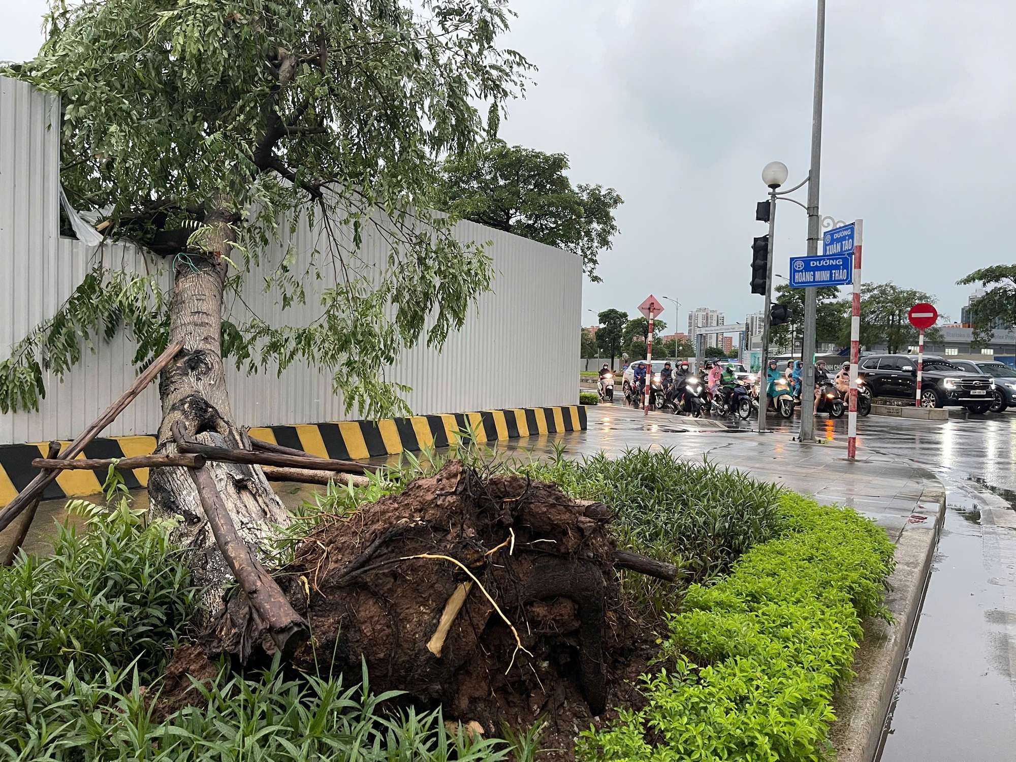 30 phút trở tay không kịp, chủ