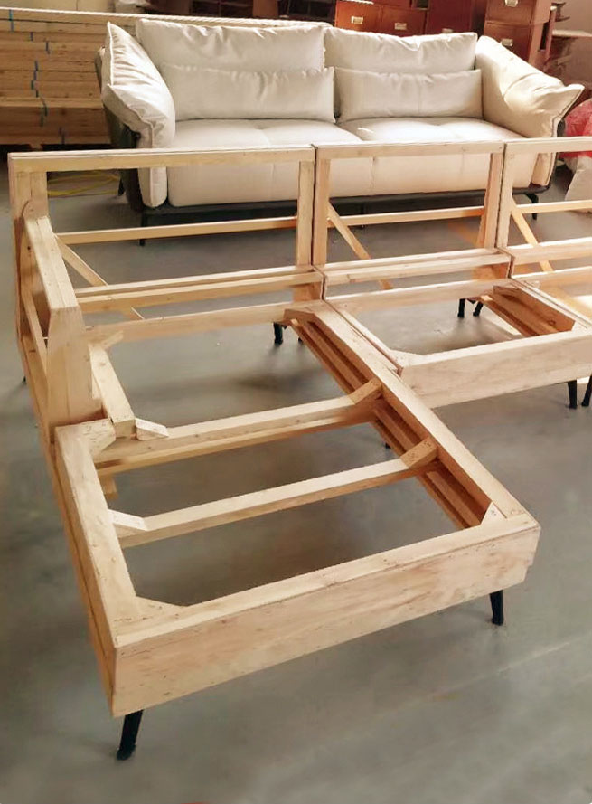 quy-trinh-san-xuat-sofa-cao-cap-tu-xuong-dreamhouse-10 Khung sofa được hoàn thiện tại Dreamhouse